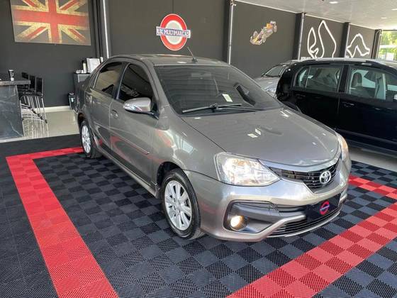 TOYOTA ETIOS 1.5 XLS 16V FLEX 4P AUTOMÁTICO